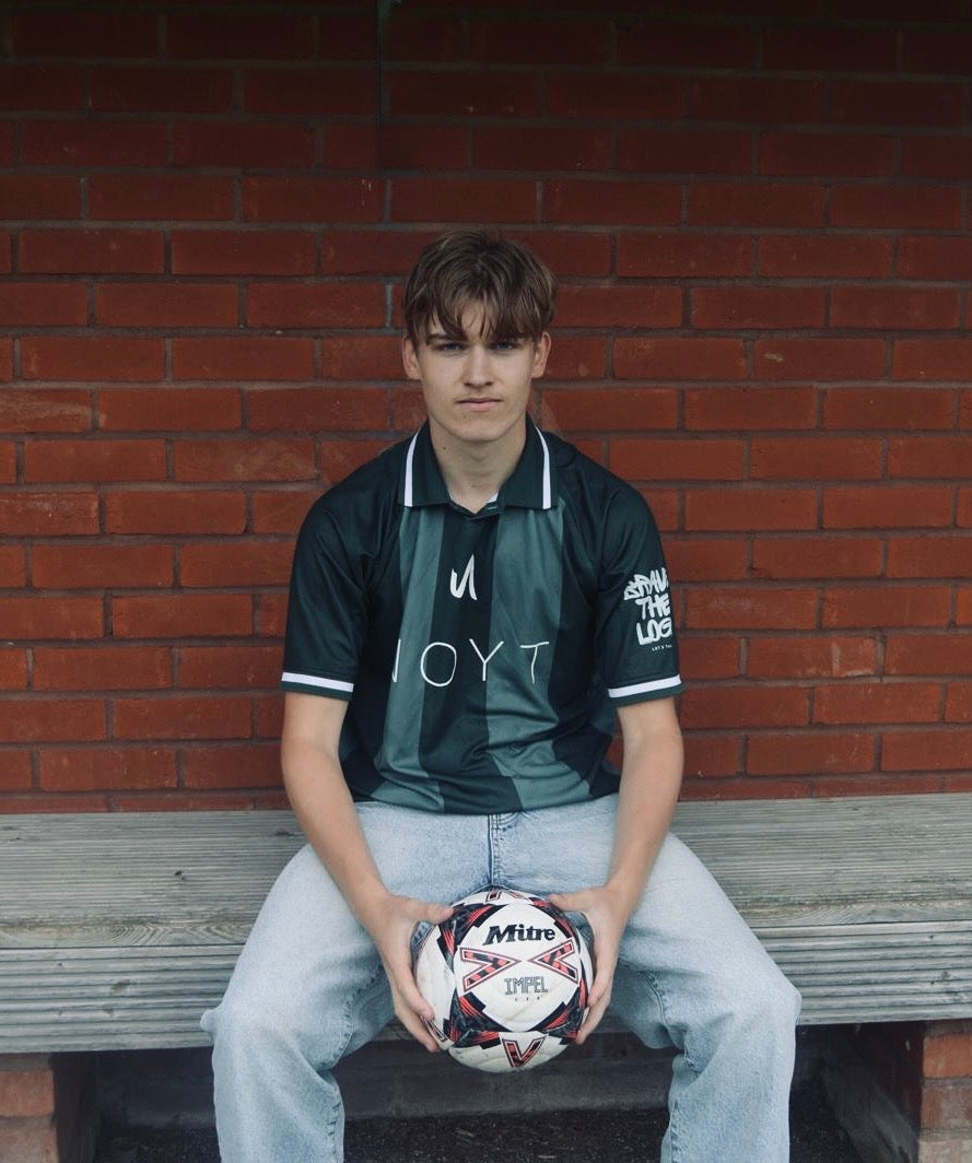 NOYT Retro Shirt